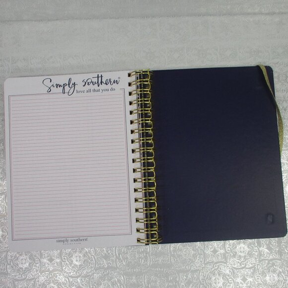 SIMPLY SOUTHERN 2020-2021 Planner - Picture 9 of 11